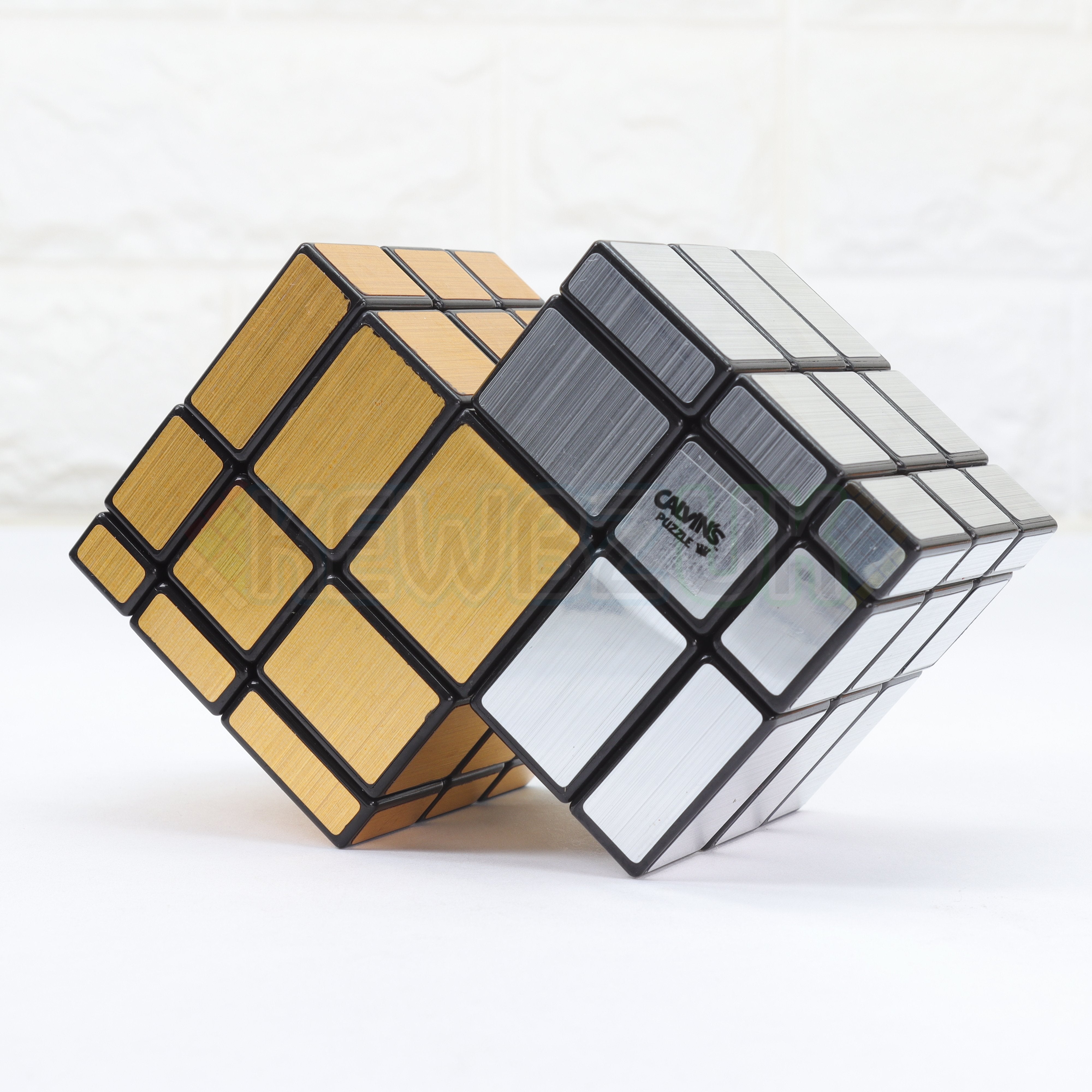 Calvin's Mirror Double Cube (Gold)